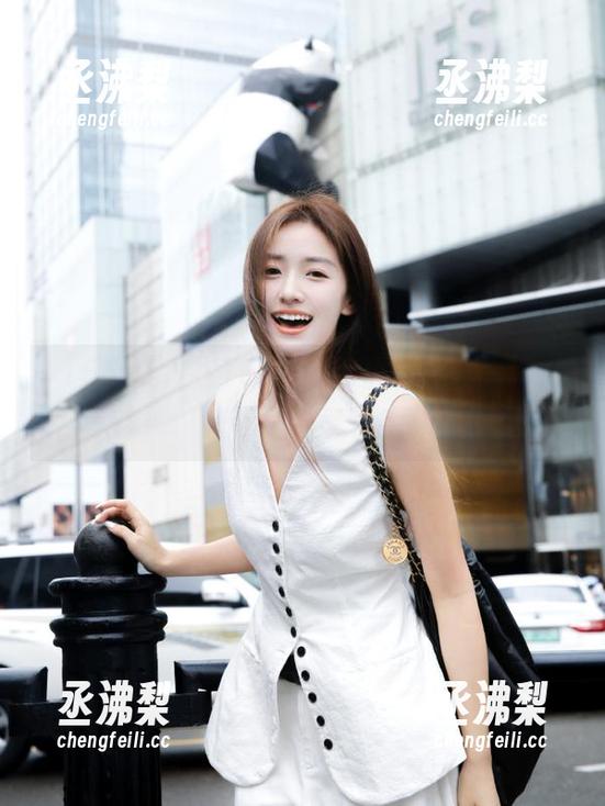 在155fun网页里寻找黑料，整个人都酥了！