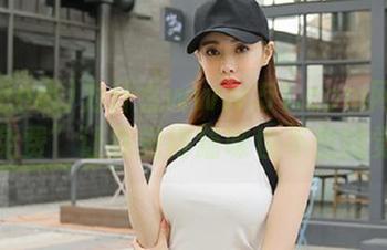 为什么www.51.com网页的“免费”让我觉得猫咪也不想睡觉？