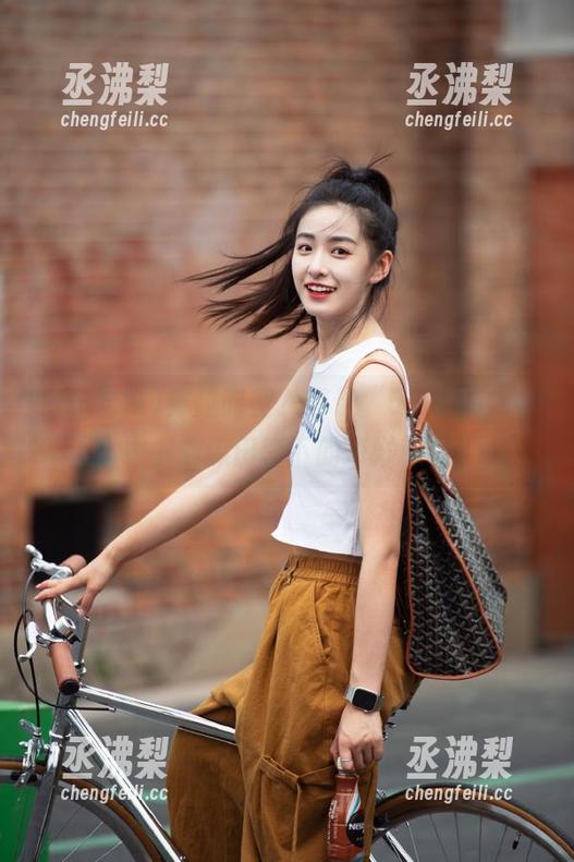 穿越时空？登录“51吃瓜”，发现下载瓜田李下的奇妙旅程！