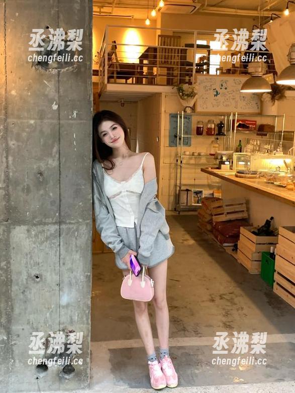 ios党专享，51吃瓜网苹果版今天吃啥瓜，放心，绝对不会失望！