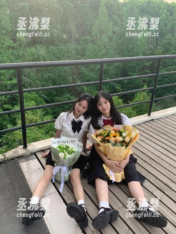 别问我为什么爱51每日吃瓜苹果版，明明是在刨坟却像在挖宝…