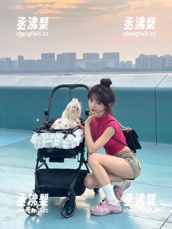 无意间发现718黑瓜吃料发布的瓜，居然切中了我今天的心情，有这种默契吗？