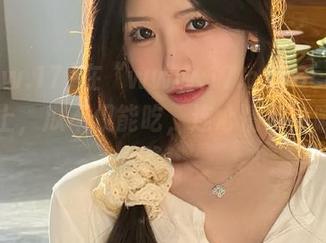 在“www.17.c346com”app上，瓜不仅能吃，连心情都被晒得发酸！