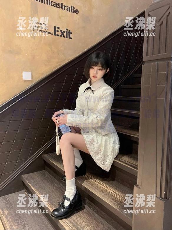 下载“www.51cg.fun”苹果版，我的手机终于有了新彩蛋，哈哈，别问里面还有啥！