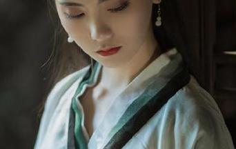 别再问我五一干嘛了！看我用五一吃瓜app把浏览器当游乐场！