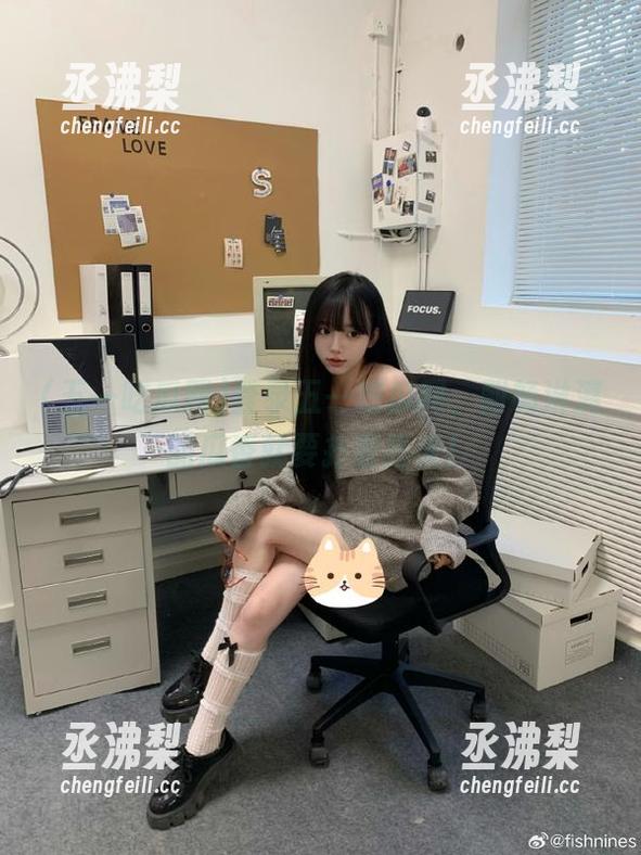 登录五一吃瓜网，酣畅淋漓的瓜香就要扑面而来！