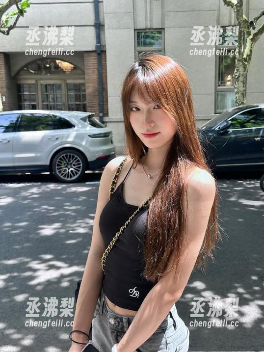 五一吃瓜网网页：今天的瓜简直可以作为“友情”的催化剂！