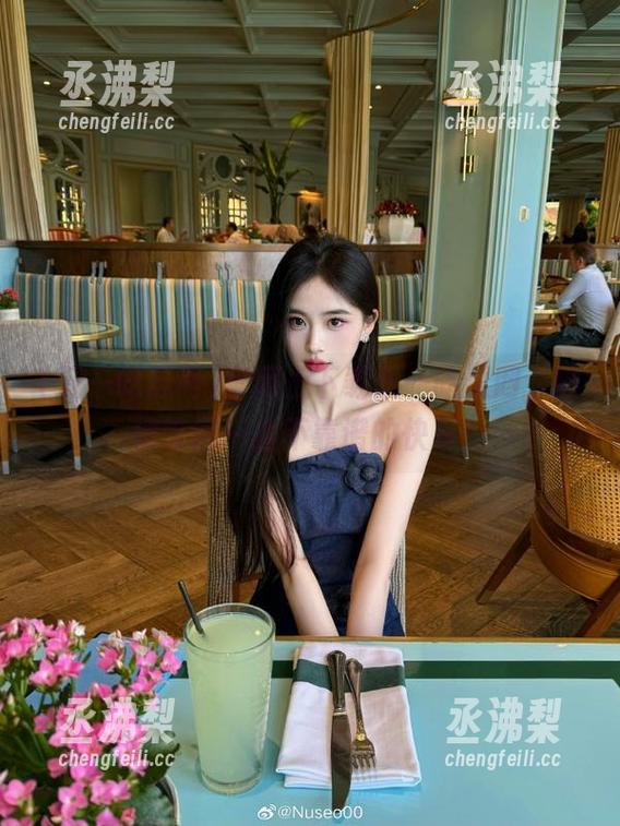 官网上下载五一吃瓜网，顺便带回一丝不靠谱的快乐！