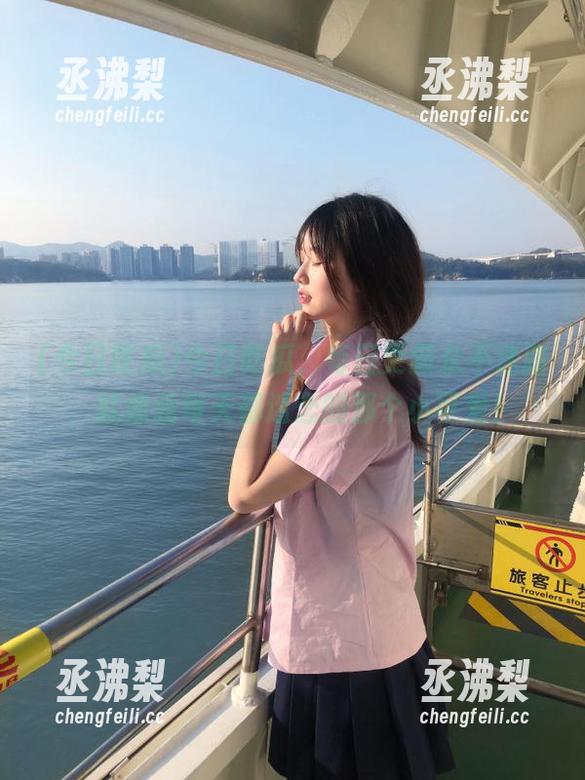 今日吃瓜，每日更新永不迷路，就像我每天都迷恋的那个小可爱！