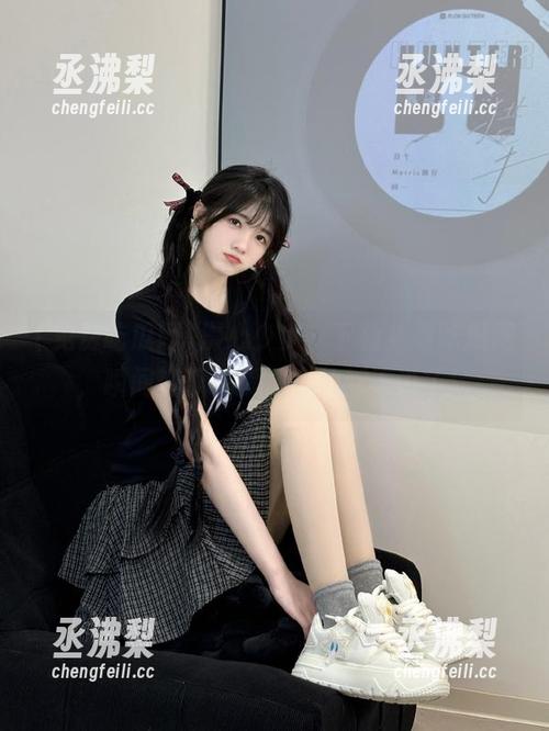 操心少少，下载免费吃瓜网，瞬间变瓜吃货，多的都不说了！