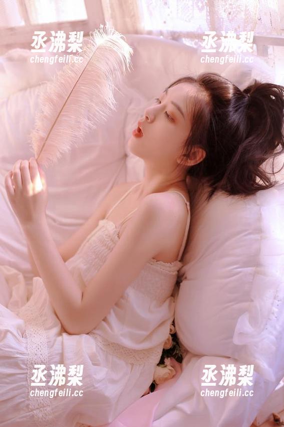 吃瓜911：这波瓜简直要永久印在心里了，好想跟朋友分享啊！