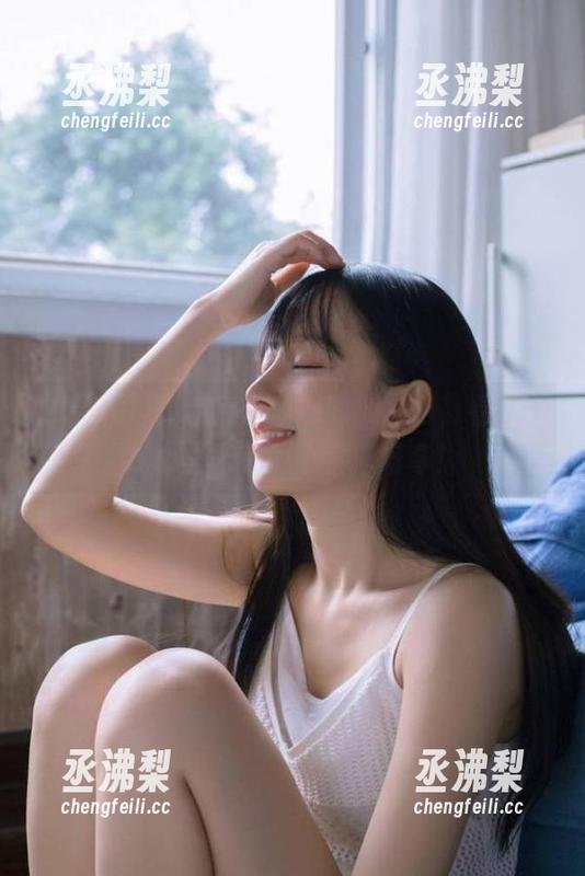 更新后吃瓜网的新入口，看着它我心里只有两个字：好奇！