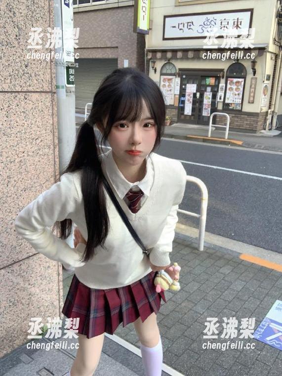 吃瓜网APP，你的八卦杂货铺，快来收藏些刺激的剧情吧！