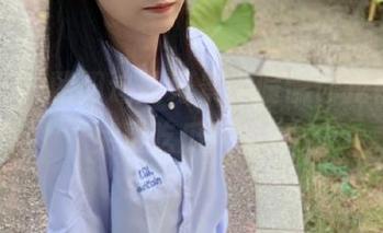 朝阳这般好景，偏偏你我都混在免费吃瓜网里？