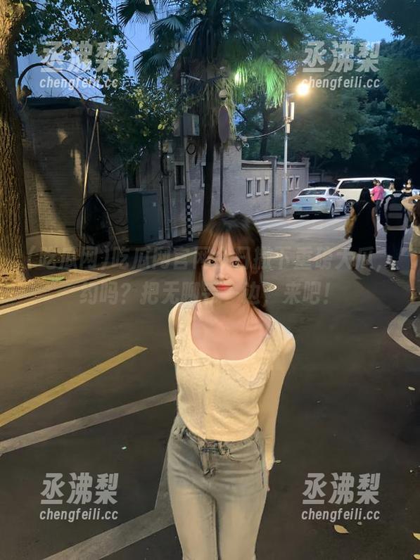 吃瓜网官网今日撒下重磅大瓜，约吗？把无聊丢一边，来吧！