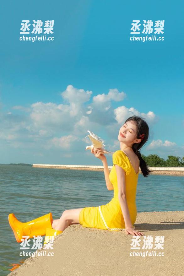 吃瓜群众网cgfun在安卓上的表现，就是你边吃零食边惊呼“居然还有这种事”！