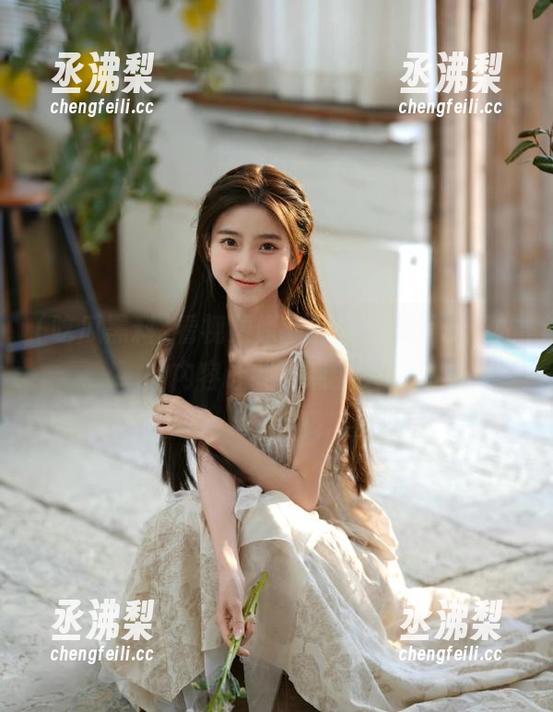 看视频像翻书，吃瓜黑料网站的内容让我有点上头。