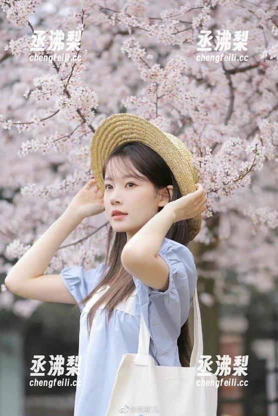 看得入神，娱乐718app里的每个瓜都在等你来品鉴。