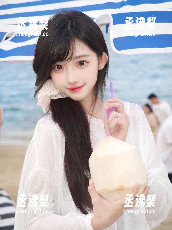 伙计们，扒哥黑料免费版的软件地址，咋感觉比捡到的还稀缺？