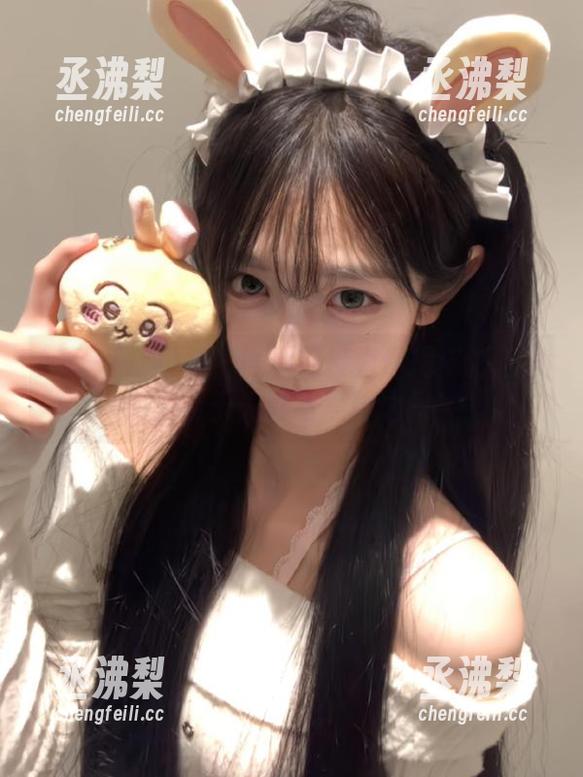 第一黑料链接为你揭秘影后如何游走于光影与黑料之间！