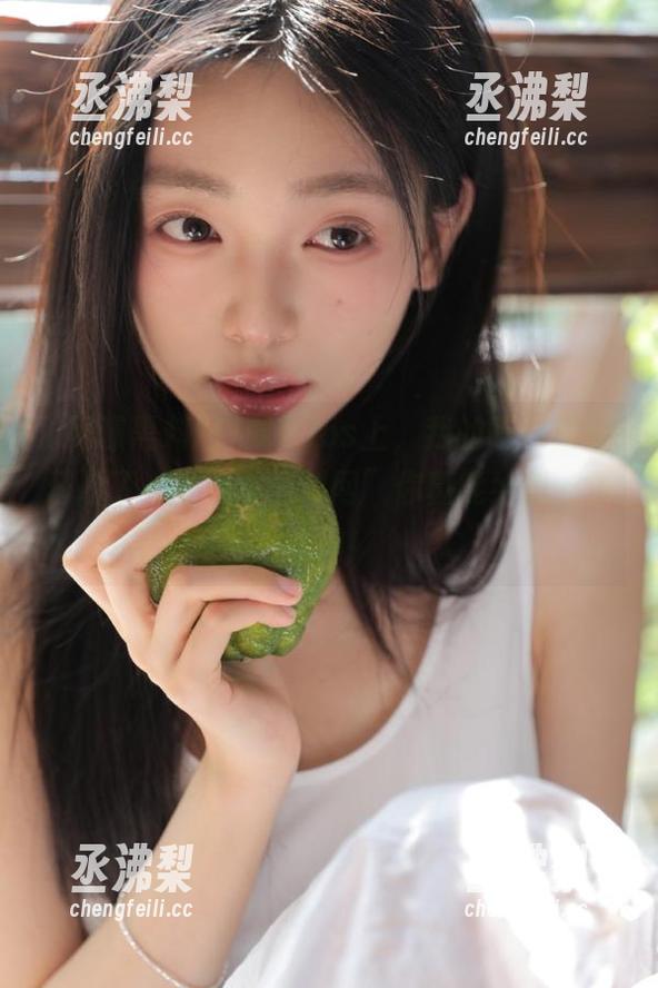 就在ios上，我的吃瓜时光开始了，“网曝黑料网”你真能给我开个脑洞！