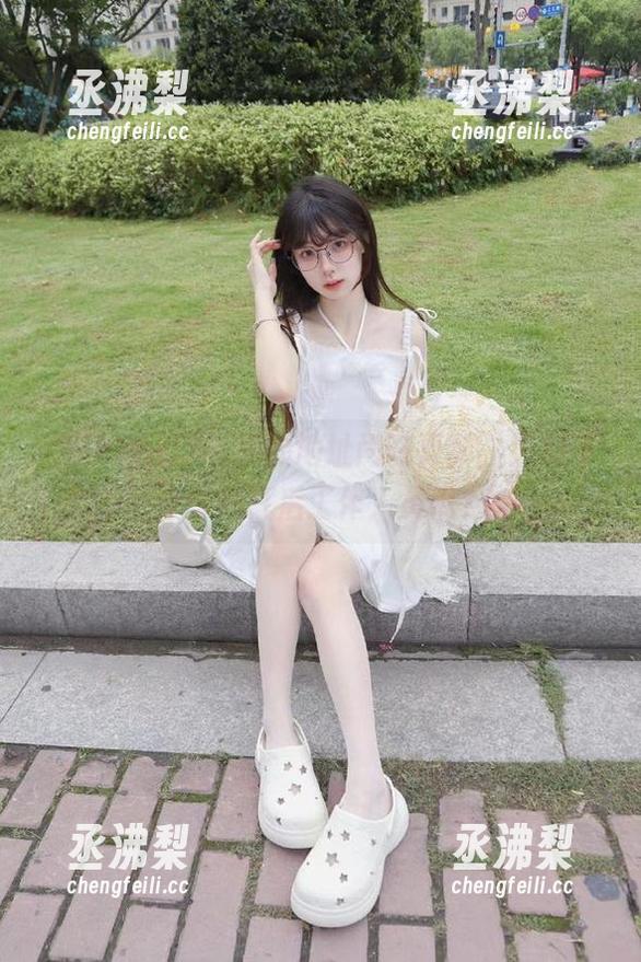 资源地址尚在更新，黑料不打烊的幕后工作人员呢？