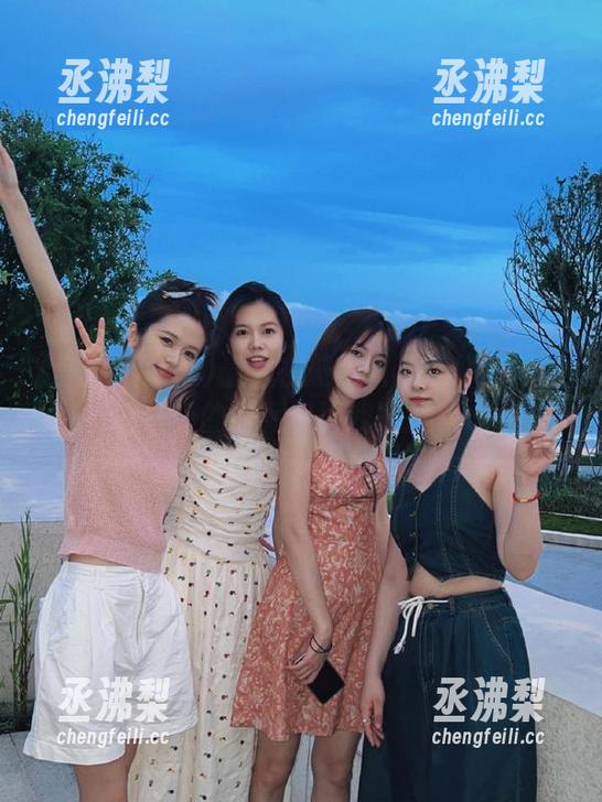 最近在逛黑料不打烊的网站，官方入口的收藏量比我家盆栽还多…