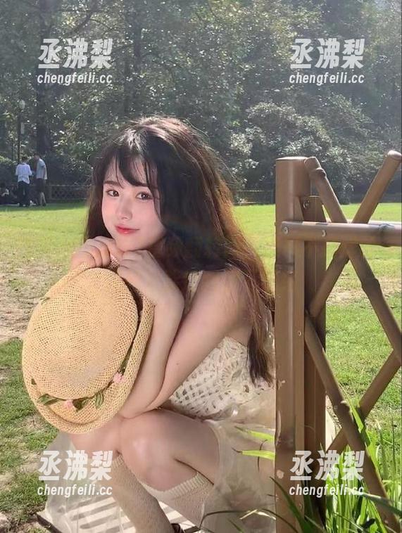 视频翻转间，黑料不打烊的网站总能让我停下思绪