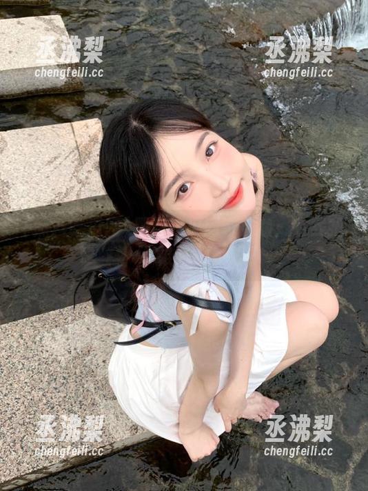 黑料吃瓜网苹果版：在线抢料，你准备好了吗？