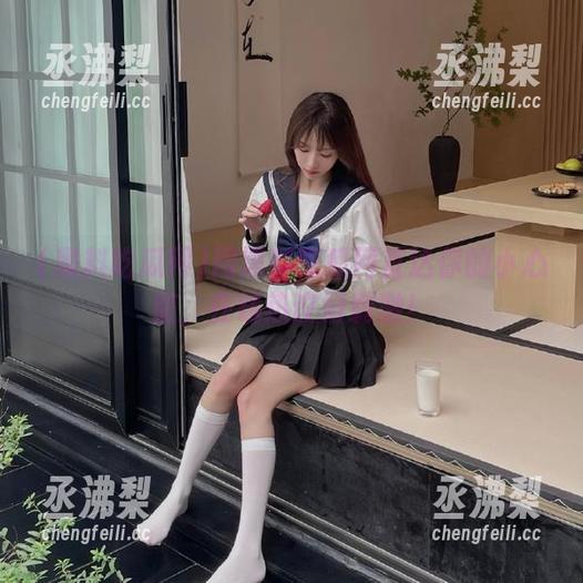 用黑料吃瓜网直达你的小心脏，在线热议好刺激！