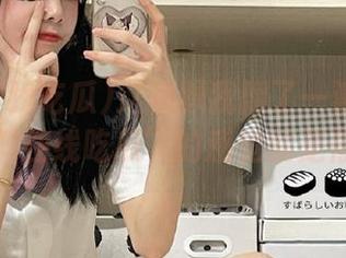 这视频我翻了一遍又一遍，“黑料在线吃瓜”的感觉就是停不下来