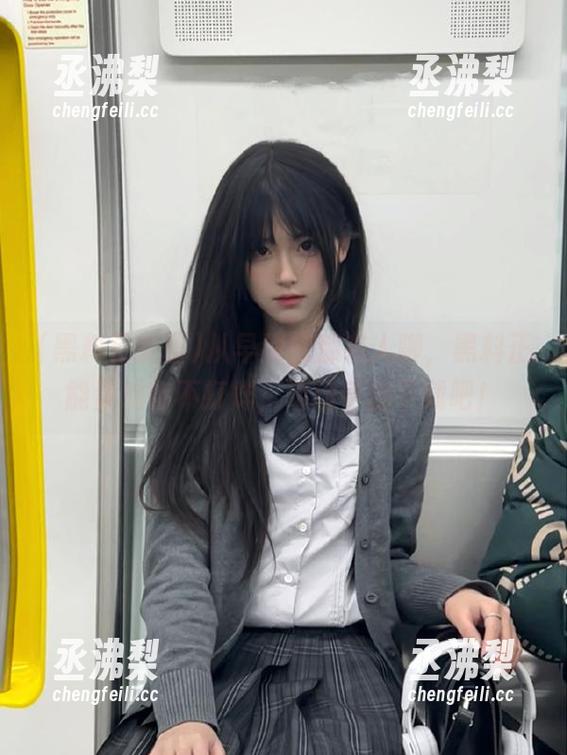 从早到晚都有人聊，黑料正能量助你不打烊，动动手指下载吧！