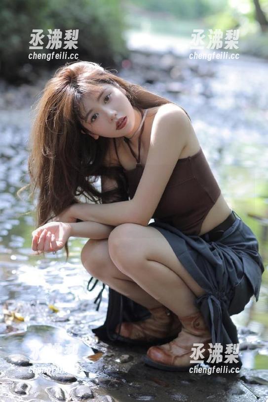 黑料正能量苹果版，官网更新频率堪比飞奔的马里奥，追得我脸红心跳！