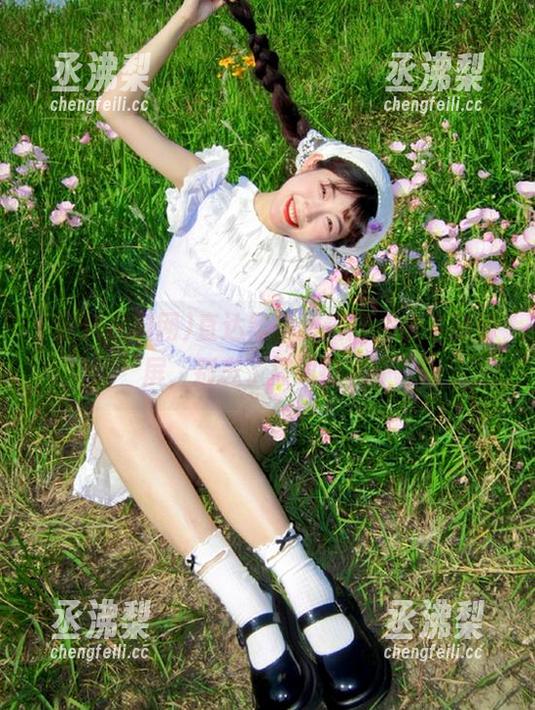 直达黑料爆料网，快来舔舔屏，别忘了擦掉口水！