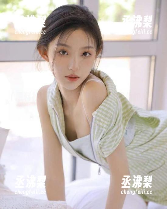 黑料社线下约会，入口处的瓜好像不够熟！