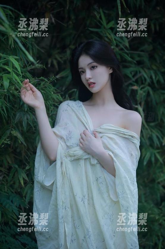 黑料社发布：在线吃瓜，瓜太甜了怕被剥皮！