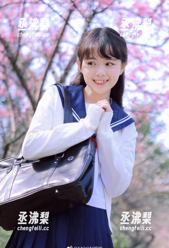 潜水时必备，黑料网的资源免费到我心里，太舒服了吧！