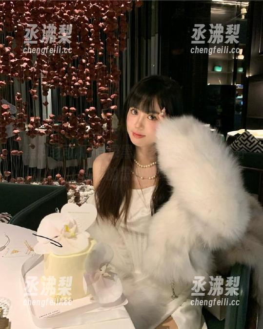 登录黑料老司机，感受八卦世界的震撼波动！